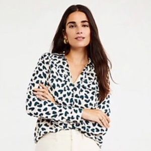 NWT Ann Taylor Heart Button Down Shirt